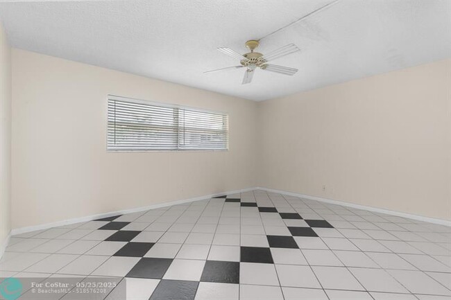 Building Photo - 2800 NE 14th Street Causeway