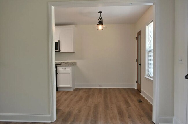 Building Photo - Rental in Ooltewah - 3 Bedrooms + Finished Basement