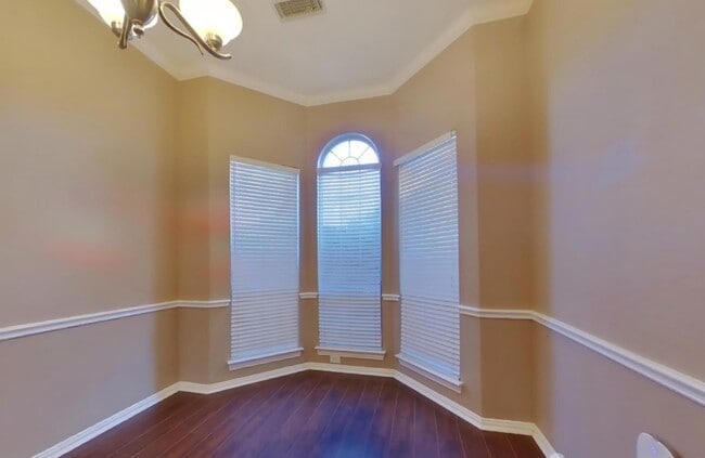 Building Photo - Timeless Comfort Meets Modern Living in This 4-Bedroom Home