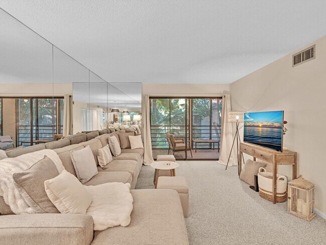 Building Photo - 10143 Mangrove Dr