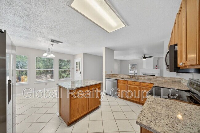 Building Photo - 3580 Olde Moss St