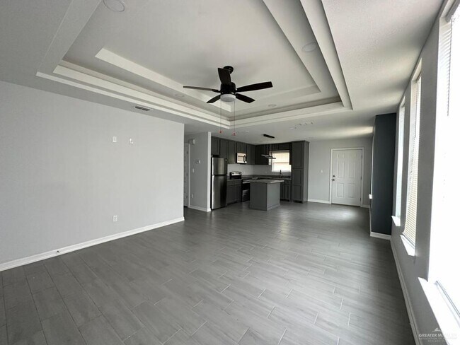 Building Photo - 13 Las Vistas Ln
