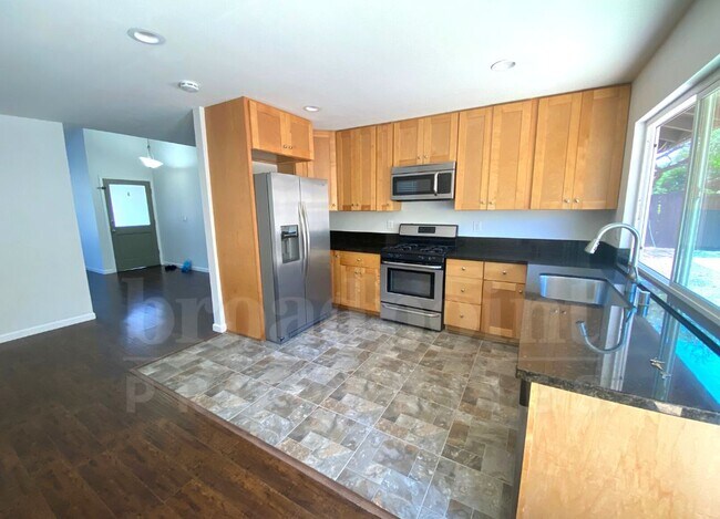 Building Photo - 11303 Capilla Rd