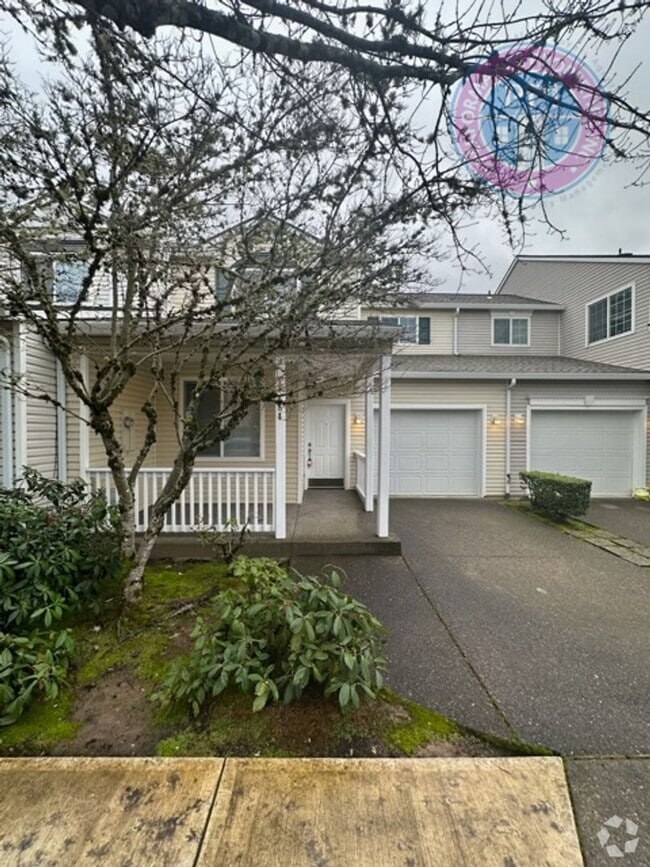 Building Photo - Happy Valley !! Updated Beatiful Townhome!...