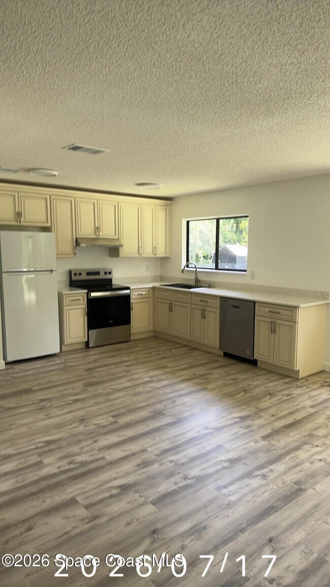 Building Photo - 1418 Paley Cir SE