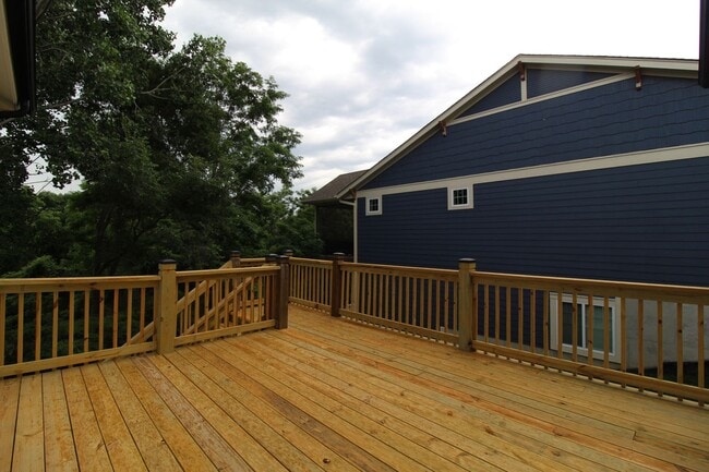 Building Photo - 3 Bedroom 2.5 Bath In Kansas City, Kansas