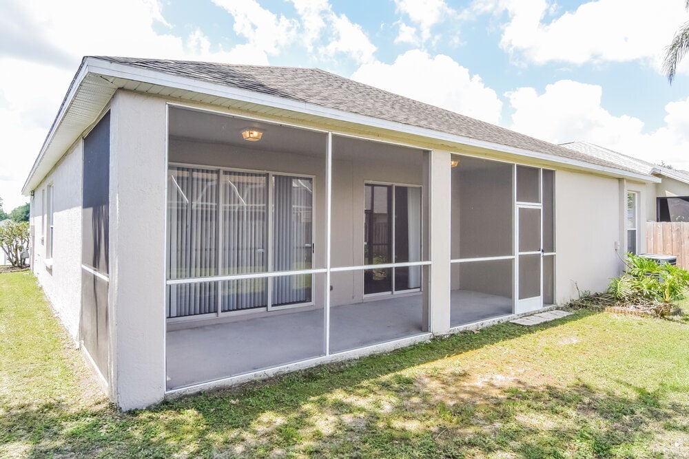 Building Photo - 1518 Wakefield Dr