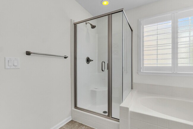 Building Photo - 4 Bed 3 Bath on Tepal - NEW