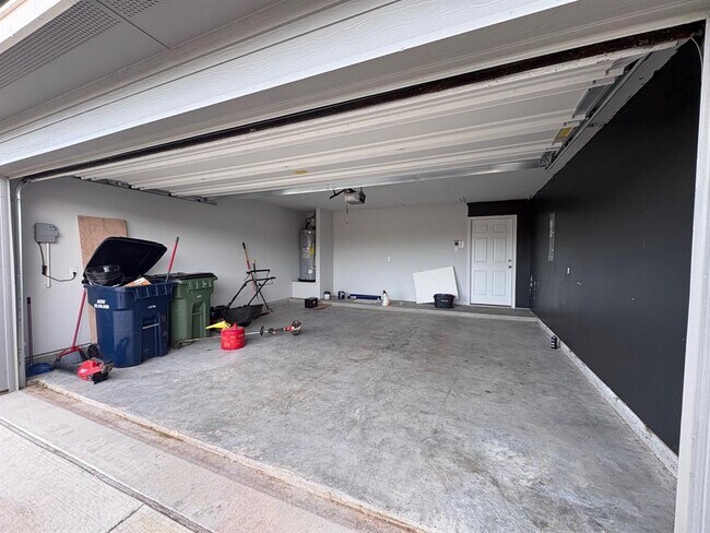 Building Photo - 668 Wyatt Wy