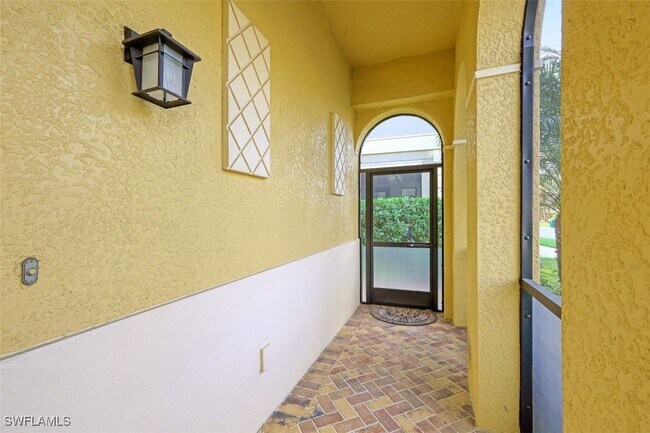 Primary Photo - 1316 Kendari Terrace