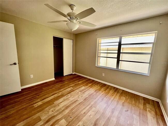 Building Photo - 4885 Rilma Ave