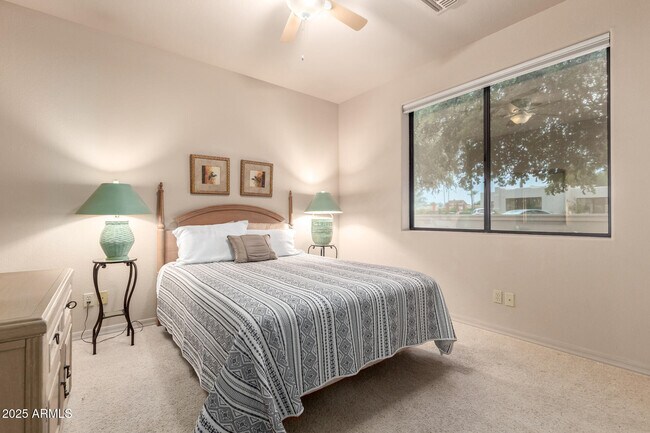 Building Photo - 25621 N Sago Dr