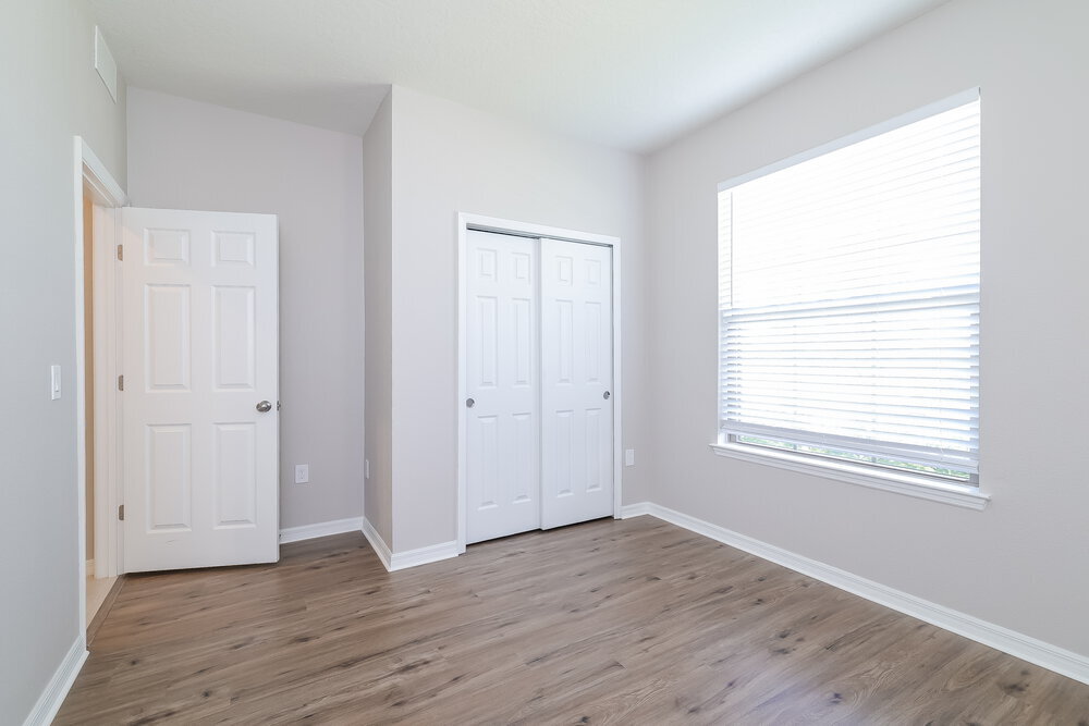 Building Photo - 1733 Cayman Cove Cir