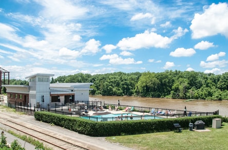 Building Photo - 2 Capital Trail Row