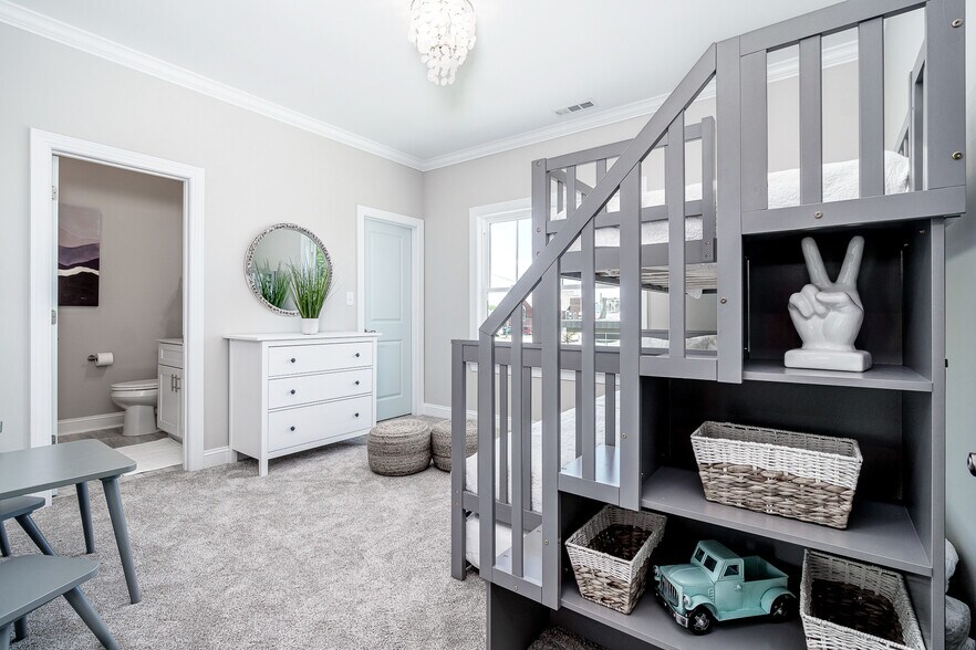 Brand new beach cottage! Public beach access at end of the street (4 min walk)! The bunk bedroom has a twin over a full bed with a twin trundle. The best room for a slumber party! - 103 S 13th St
