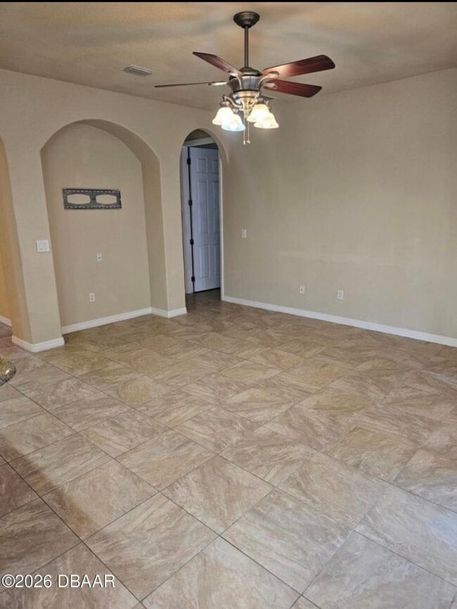 Building Photo - 3848 Calliope Ave