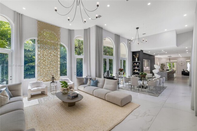 Building Photo - 8941 SW 65th Ct