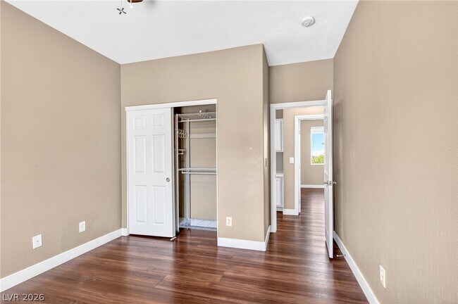 Building Photo - 11757 Del Sur Ave