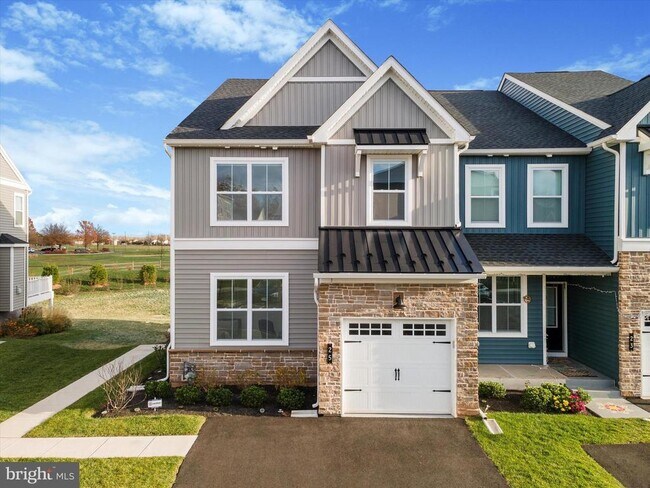 Building Photo - 25 Copper Ct