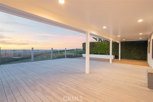 Building Photo - 1861 Parkview Cir