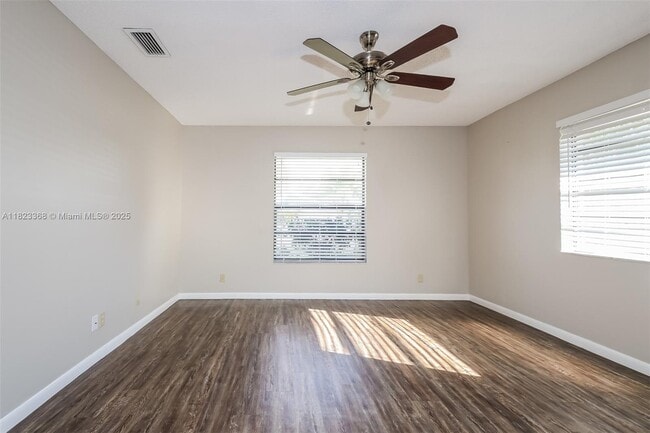 Building Photo - 11646 Anhinga Dr