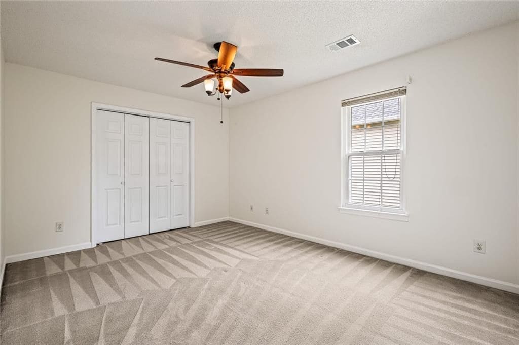 Building Photo - 5962 Rosie Ln SE