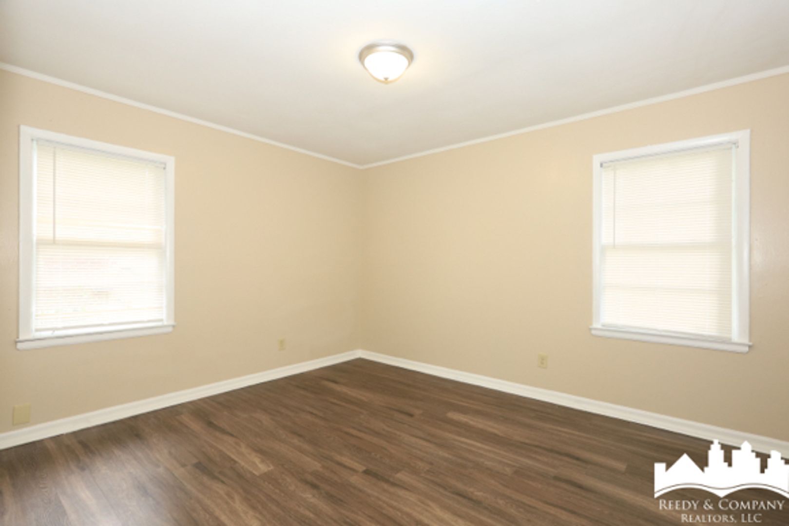 Building Photo - 3477 Kensett Dr