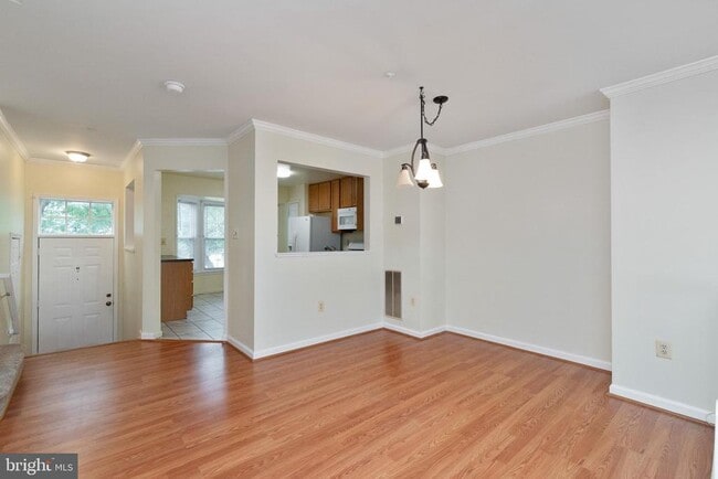 Building Photo - 10301 Greenspire Way