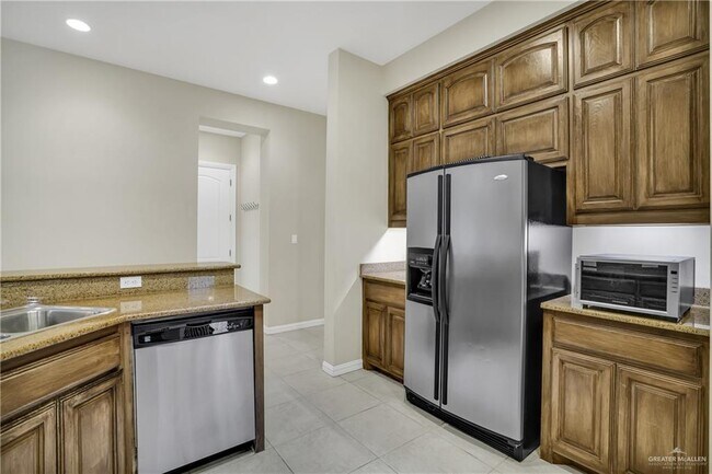 Building Photo - 21 Bales Rd