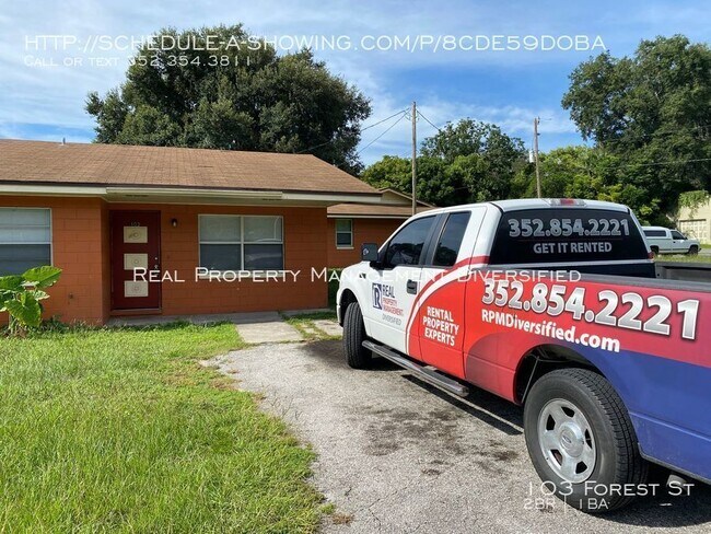 Building Photo - Great Location - 2/1 **WON'T LAST**