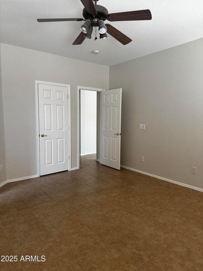 Building Photo - 7227 W Judy Lynn Ln