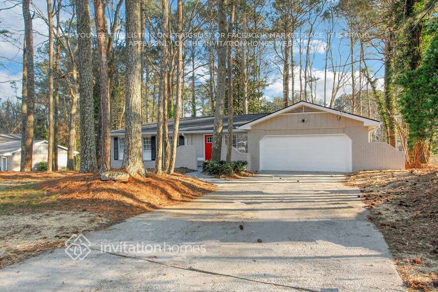 Primary Photo - 5801 Oakleaf Dr