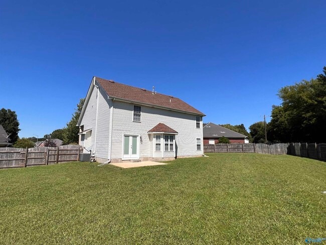 Building Photo - 110 Tudor Pl