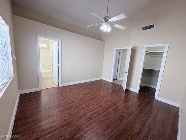 Building Photo - 1613 Crystal Chimes Dr