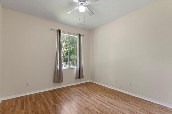 Building Photo - 2215 NW 76th Terrace