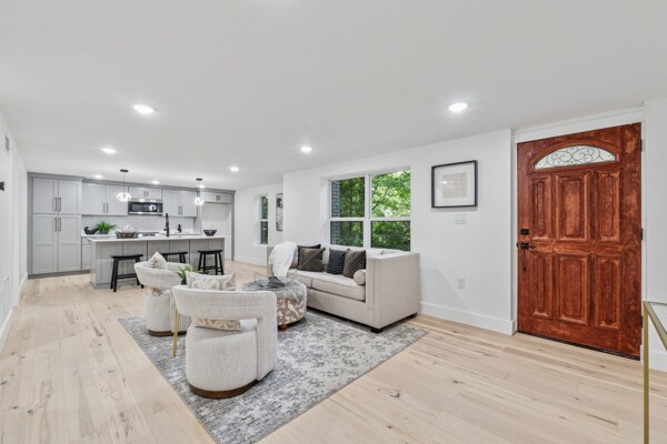 Building Photo - 1542 Lavista Rd NE