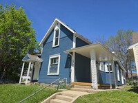 Building Photo - Fully Renovated Home Historic West Side of...