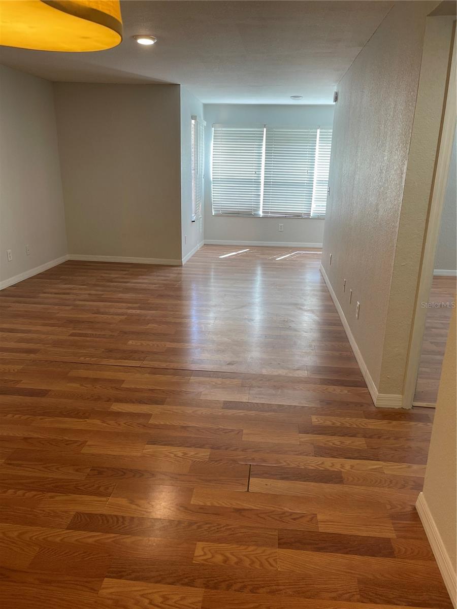 Building Photo - 5160 Conroy Rd