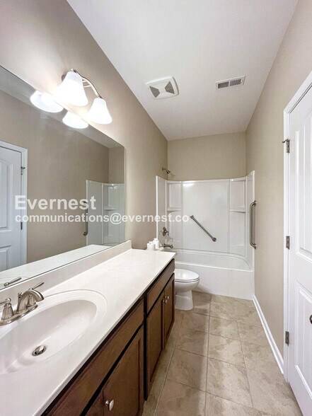 Building Photo - 3724 Hoggett Ford Rd