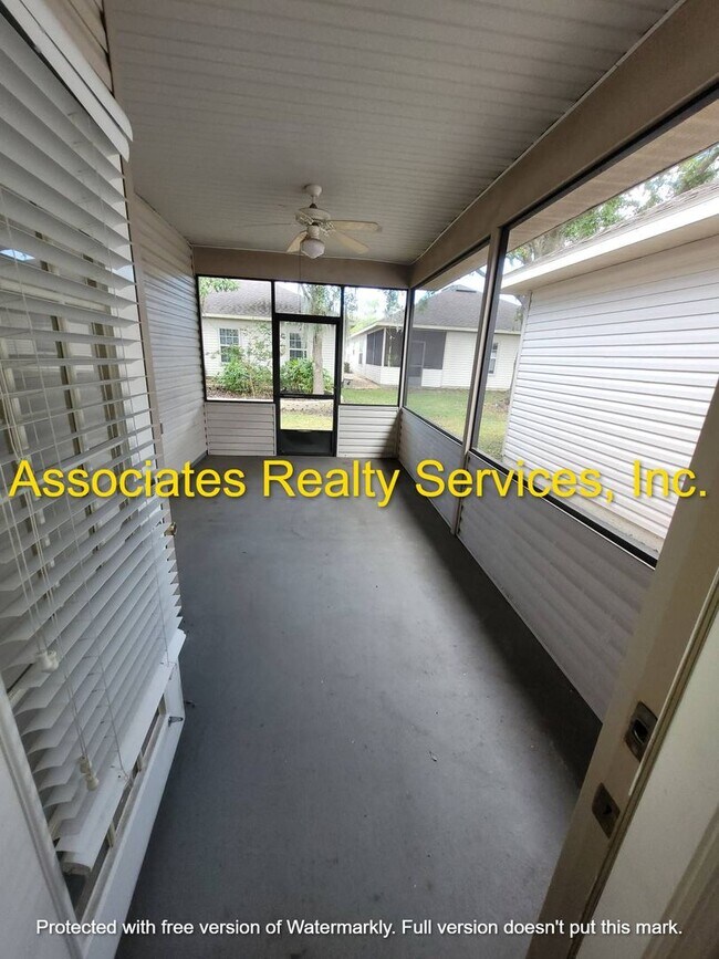 Building Photo - 4840 NW 78th Rd