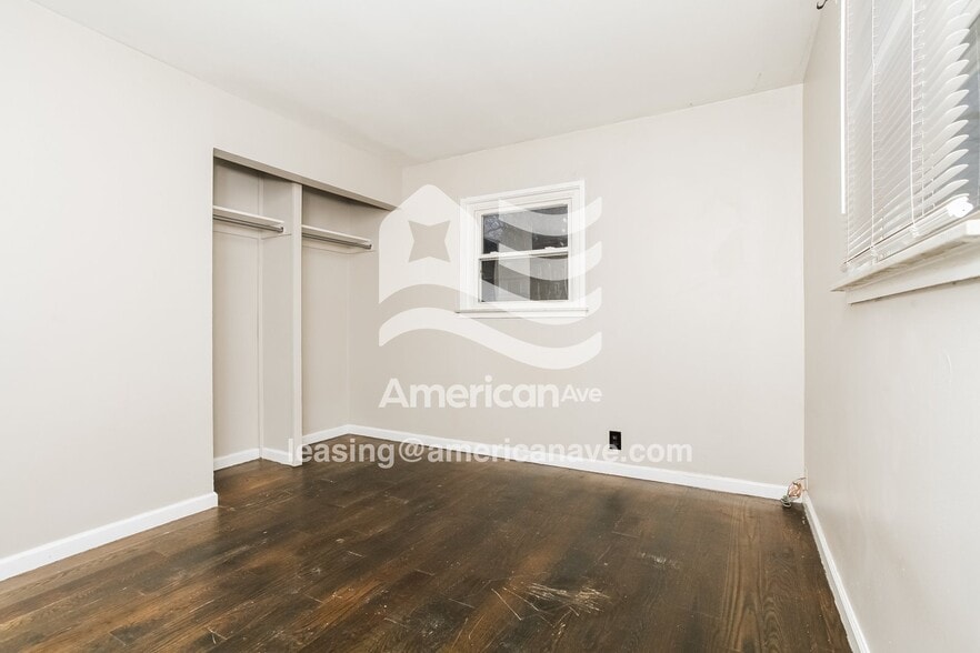 Building Photo - 1715 Monterey Ct