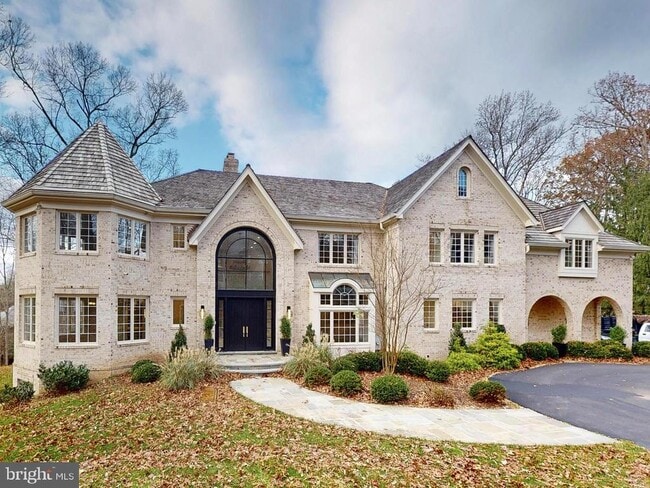 Building Photo - 9629 Eagle Ridge Dr