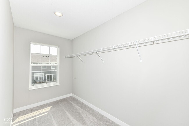 Building Photo - 6898 Sunstone Pl