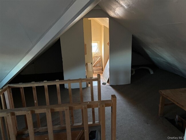 Building Photo - 82 Putnam Ave