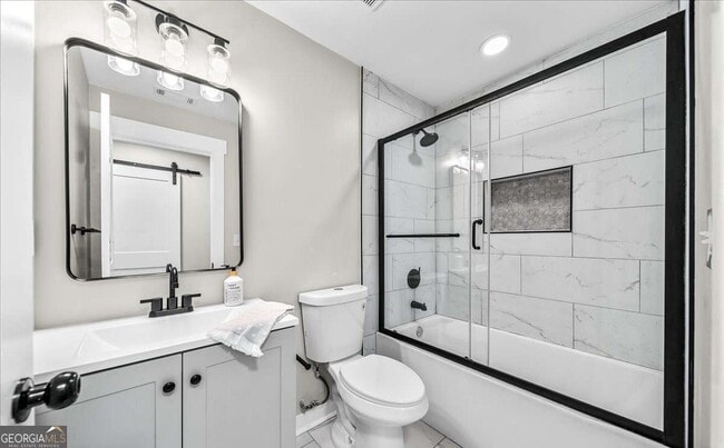 Building Photo - 1453 Lockwood Dr SW