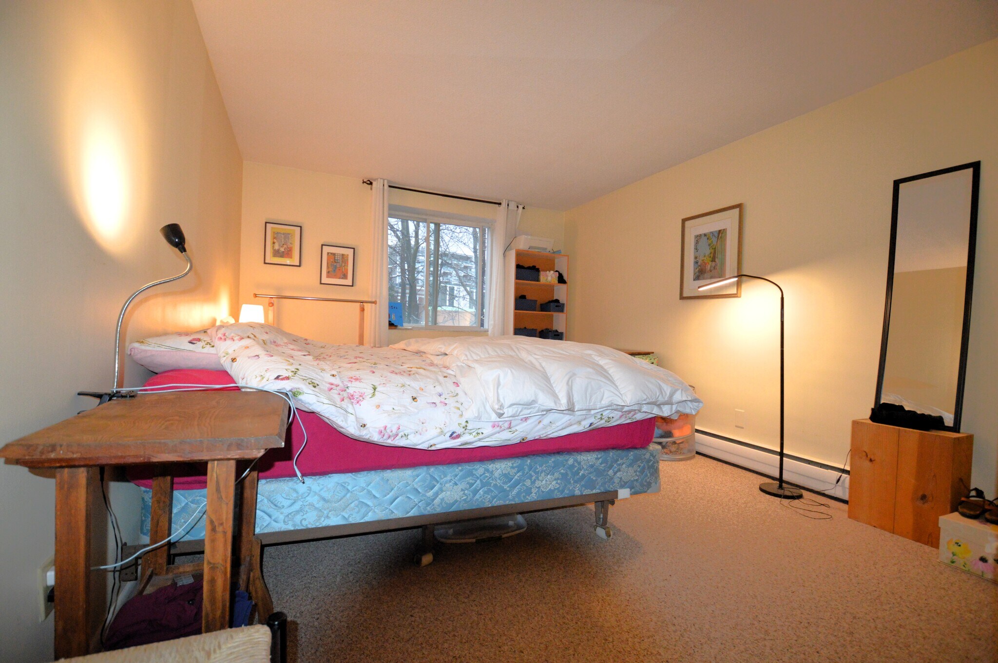 Building Photo - 50 Green St