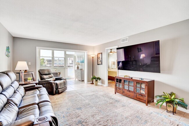 Building Photo - 5555 Gulf Blvd