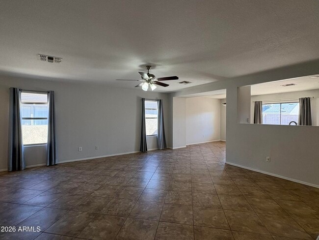 Building Photo - 11537 W Scotts Dr