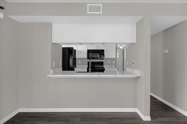 Building Photo - 2922 W Fox Squirrel Dr