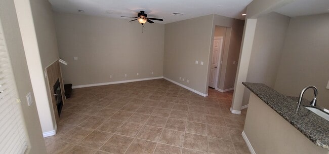 Building Photo - Beautiful Home in Summerlin